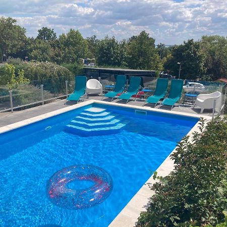 Balkon Apartmanhaz Panzio Balatonfured Luaran gambar