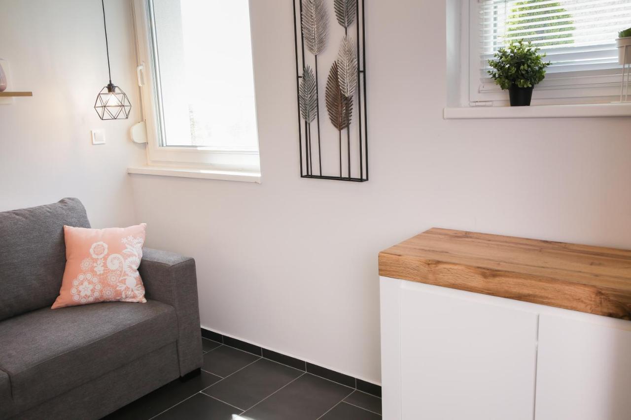 Balkon Apartmanhaz Panzio Balatonfured Luaran gambar