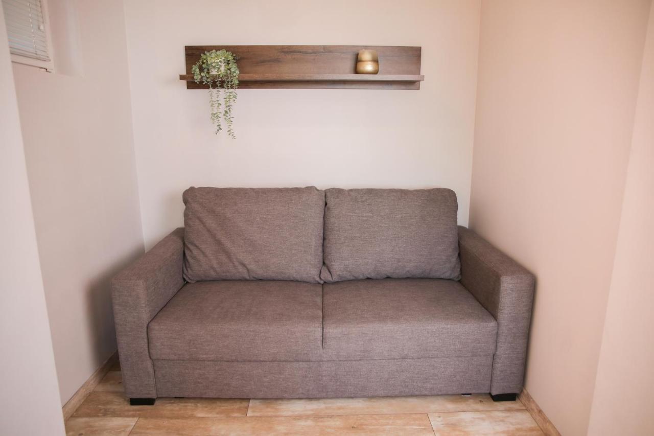 Balkon Apartmanhaz Panzio Balatonfured Luaran gambar
