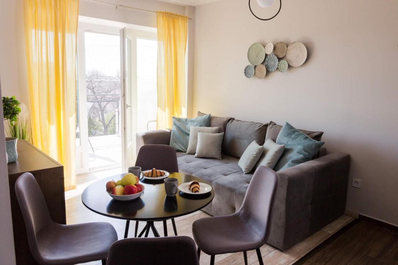 Balkon Apartmanhaz Panzio Balatonfured Luaran gambar