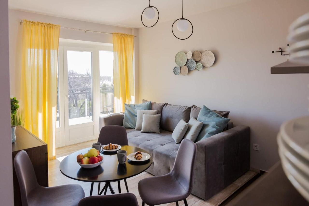 Balkon Apartmanhaz Panzio Balatonfured Luaran gambar