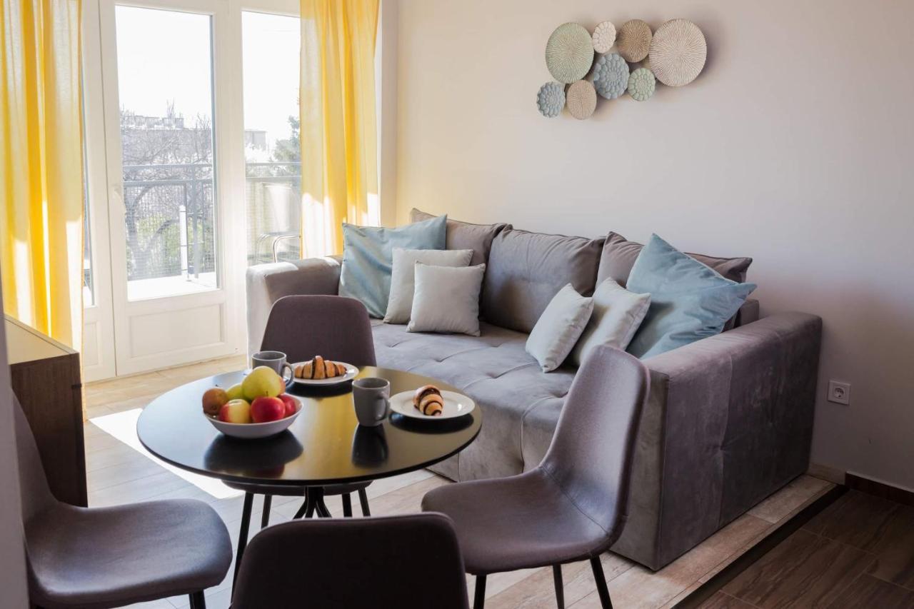 Balkon Apartmanhaz Panzio Balatonfured Luaran gambar